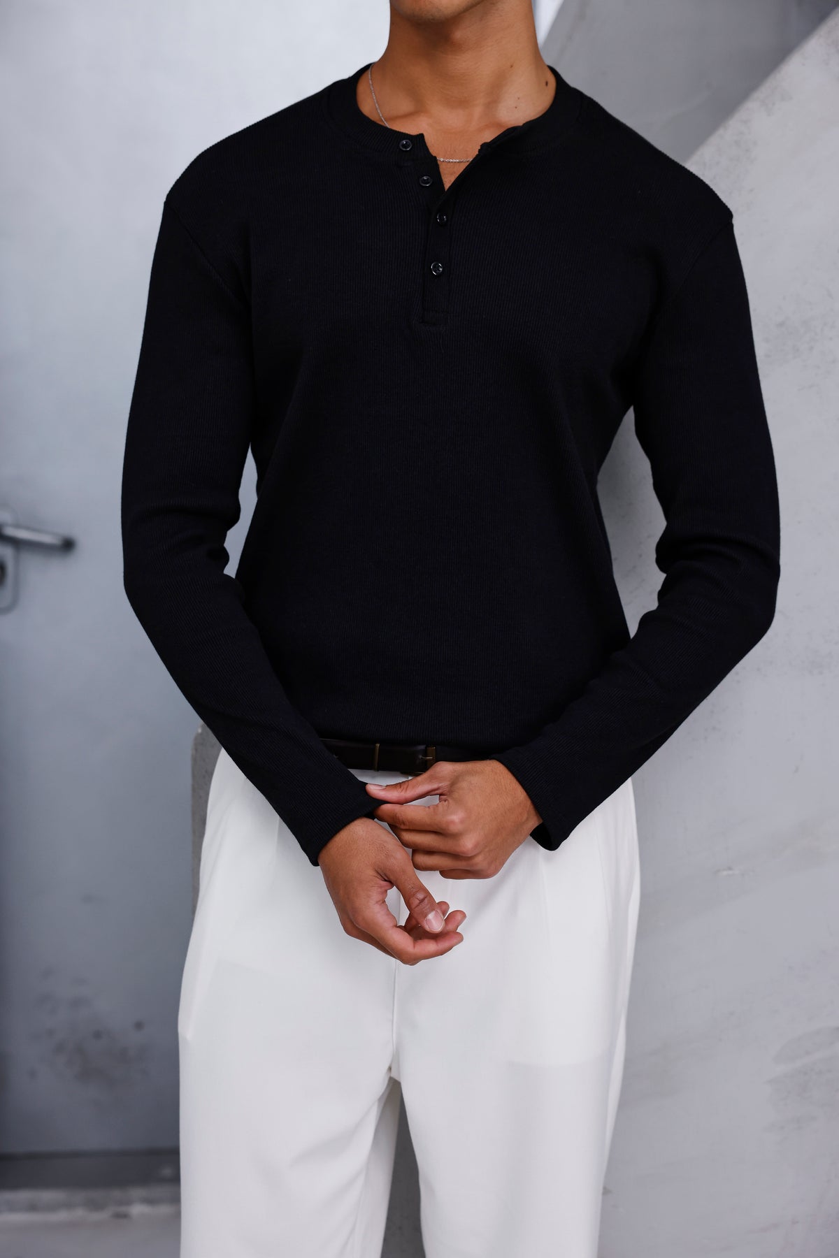 Henley Yaka Fitilli Uzun Kollu Tshirt Siyah
