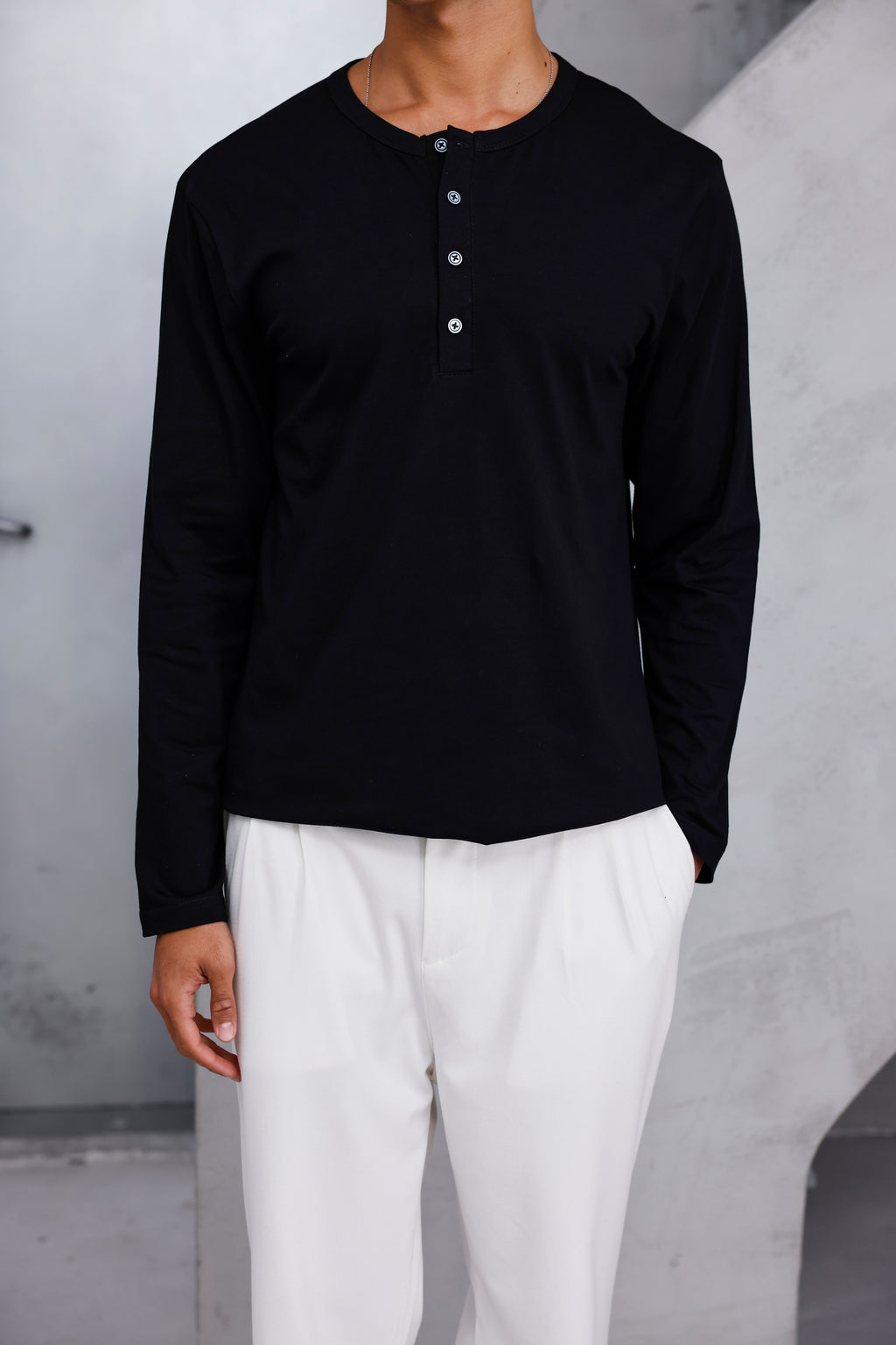 Henley Yaka Uzun Kollu Tshirt Siyah
