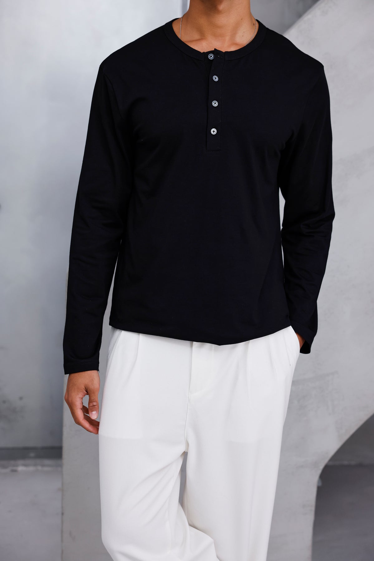 Henley Yaka Uzun Kollu Tshirt Siyah