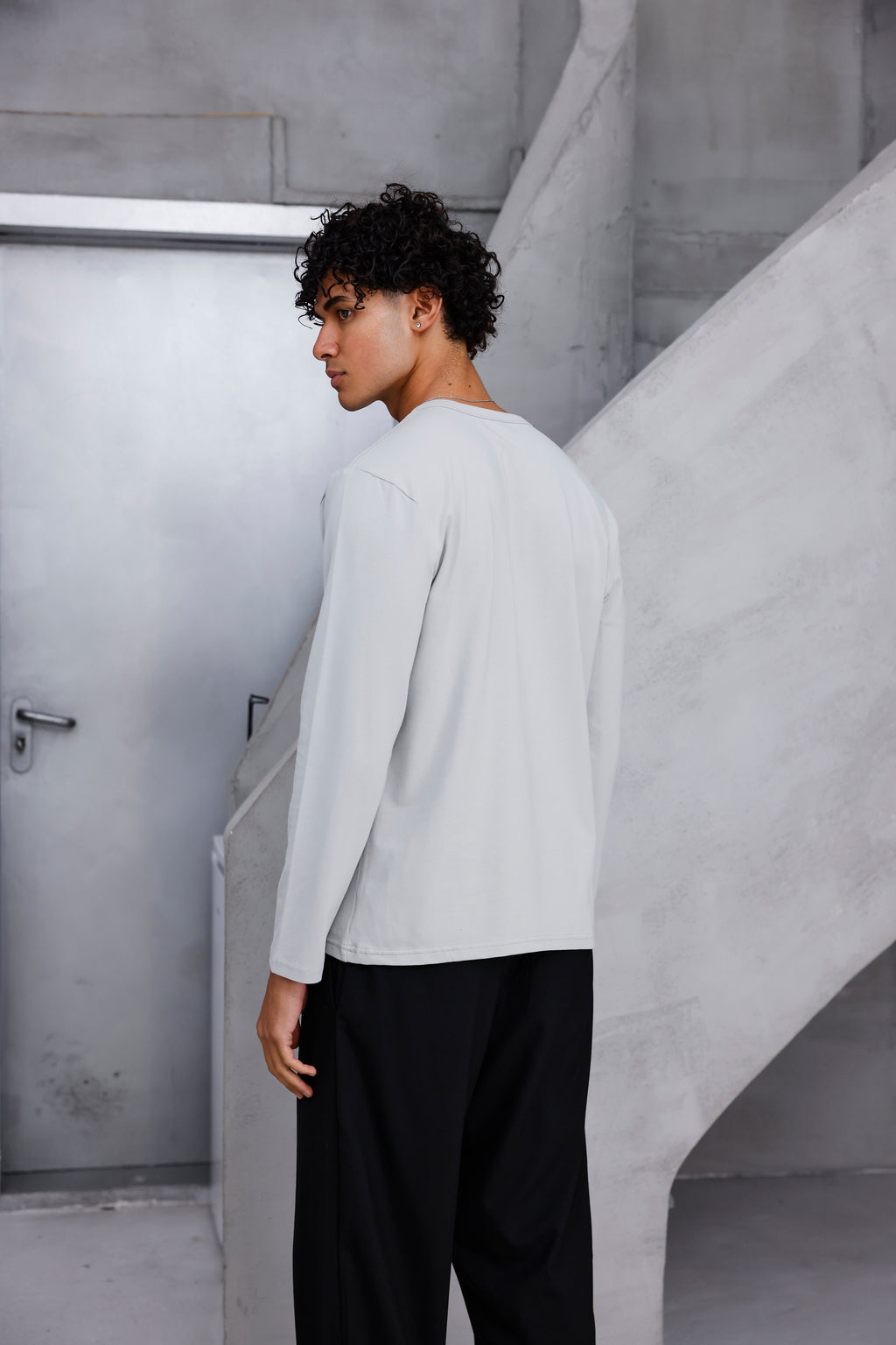 Henley Yaka Uzun Kollu Tshirt Gri
