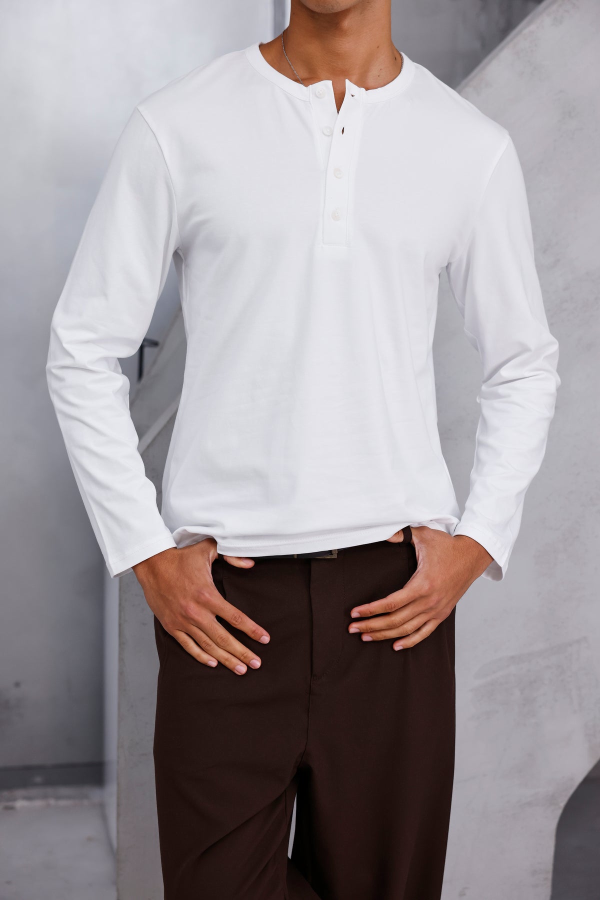 Henley Yaka Uzun Kollu Tshirt Beyaz
